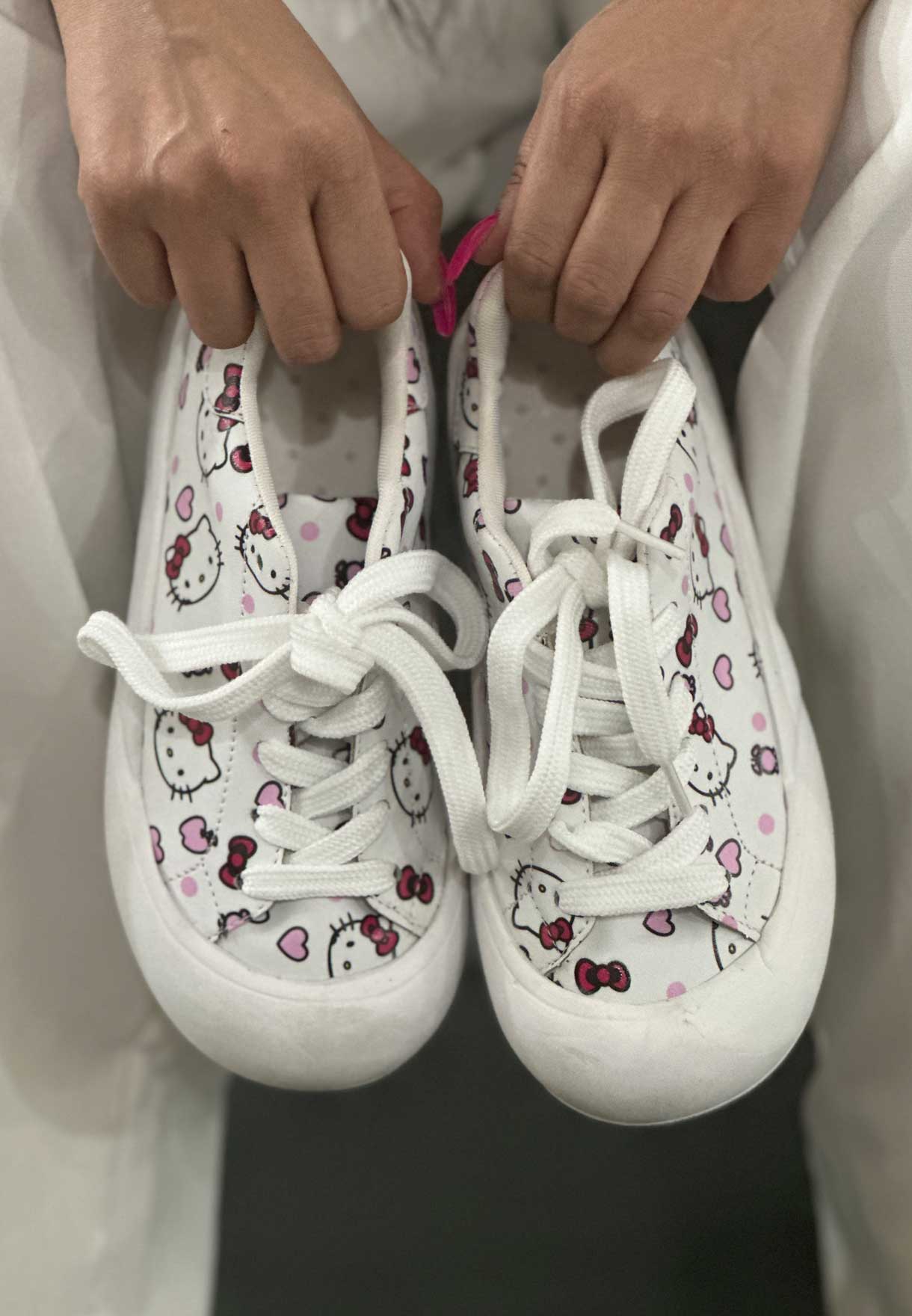 1023101 فروش کیف و کفش زنانه فروشگاه الیوت کتونی لیدی