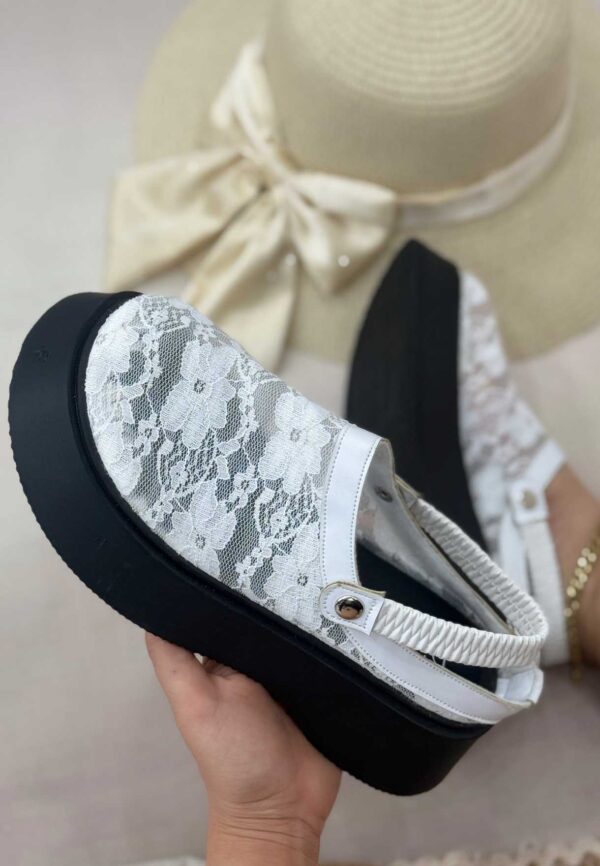 فروش کیف و کفش زنانه فروشگاه الیوت صندل مهگل