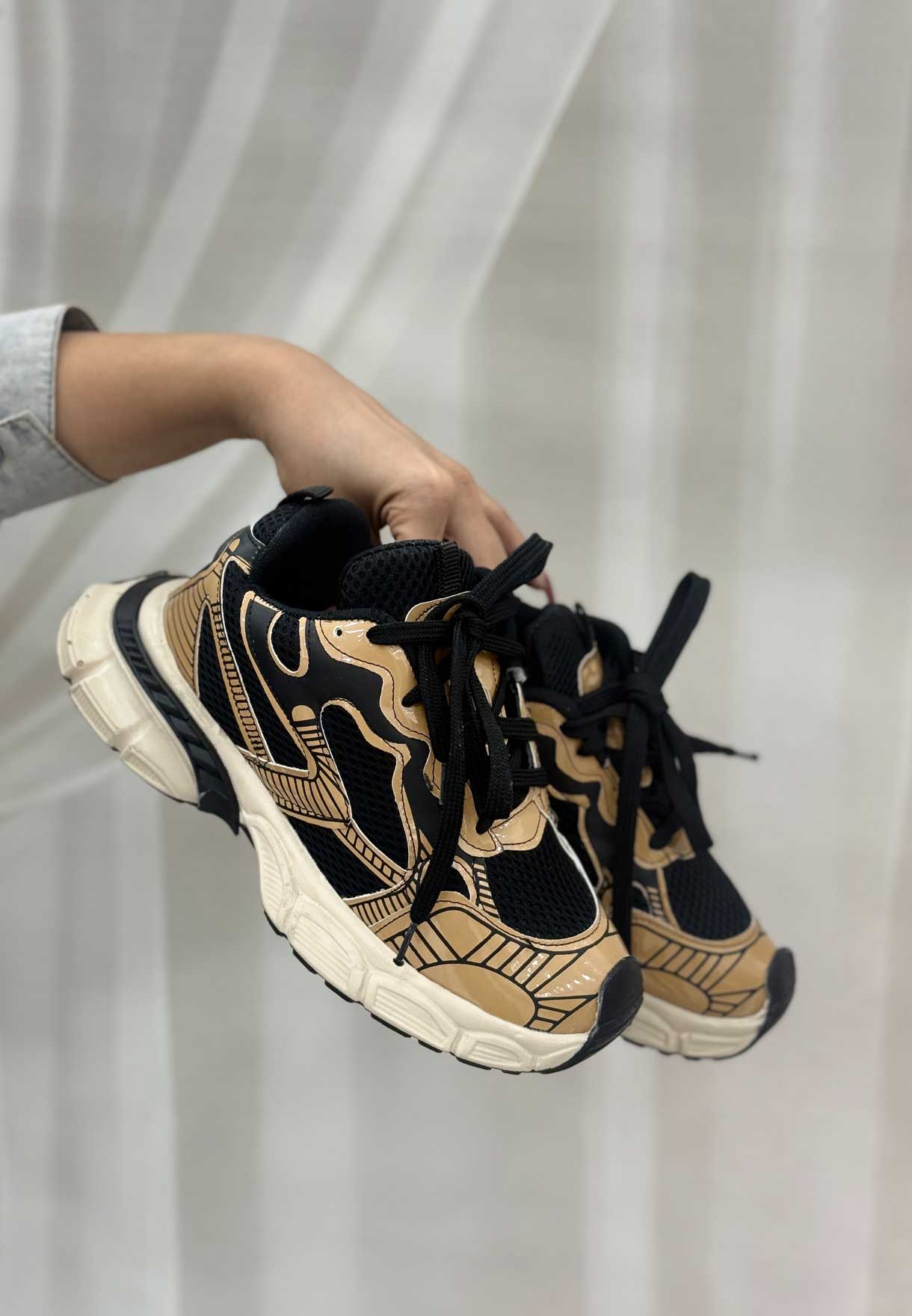 کتونی نیو پیچ فروش کیف و کفش زنانه فروشگاه الیوت کتونی نیو پیچ