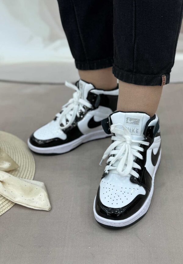 فروش کیف و کفش زنانه فروشگاه الیوت نیم‌ ساق جردن