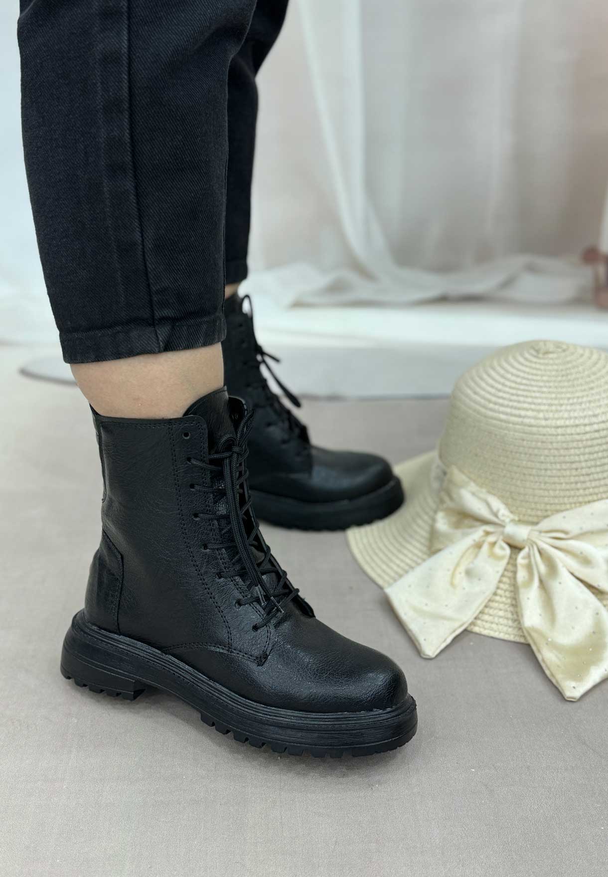 بوت چرم فروش کیف و کفش زنانه فروشگاه الیوت بوت چرم