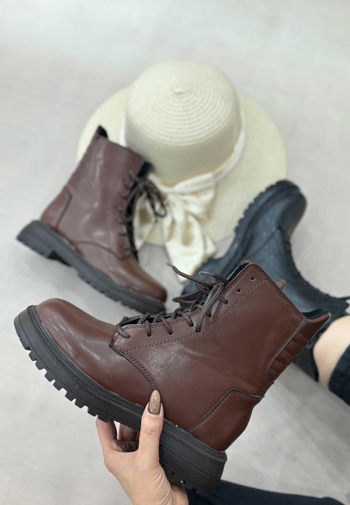 4090602 فروش کیف و کفش زنانه فروشگاه الیوت بوت چرم