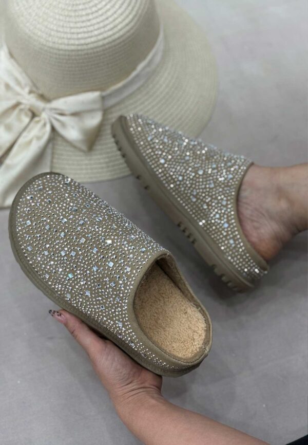 فروش کیف و کفش زنانه فروشگاه الیوت اسلیپر نگینی