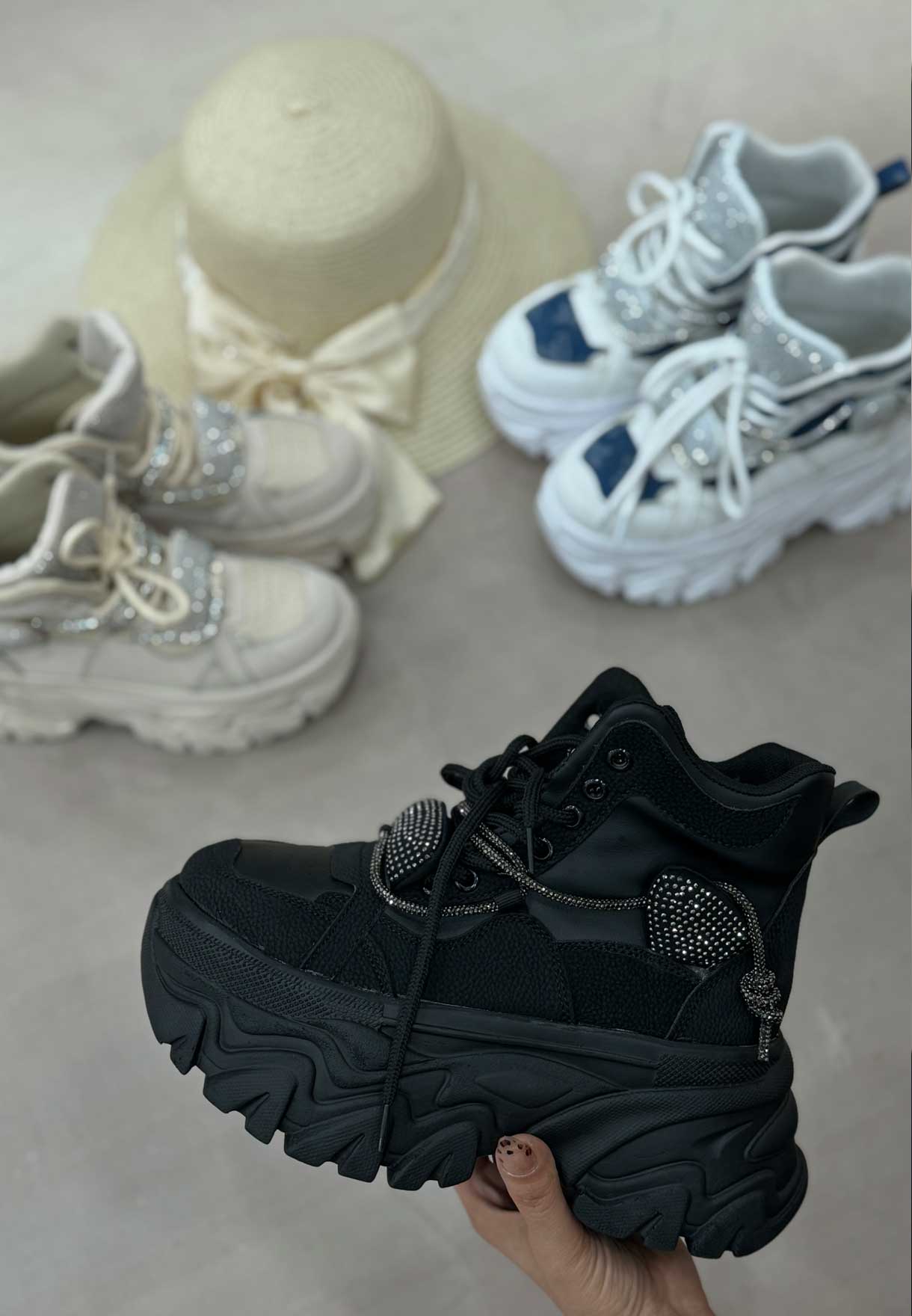 فروش کیف و کفش زنانه فروشگاه الیوت نیم ساق باغ