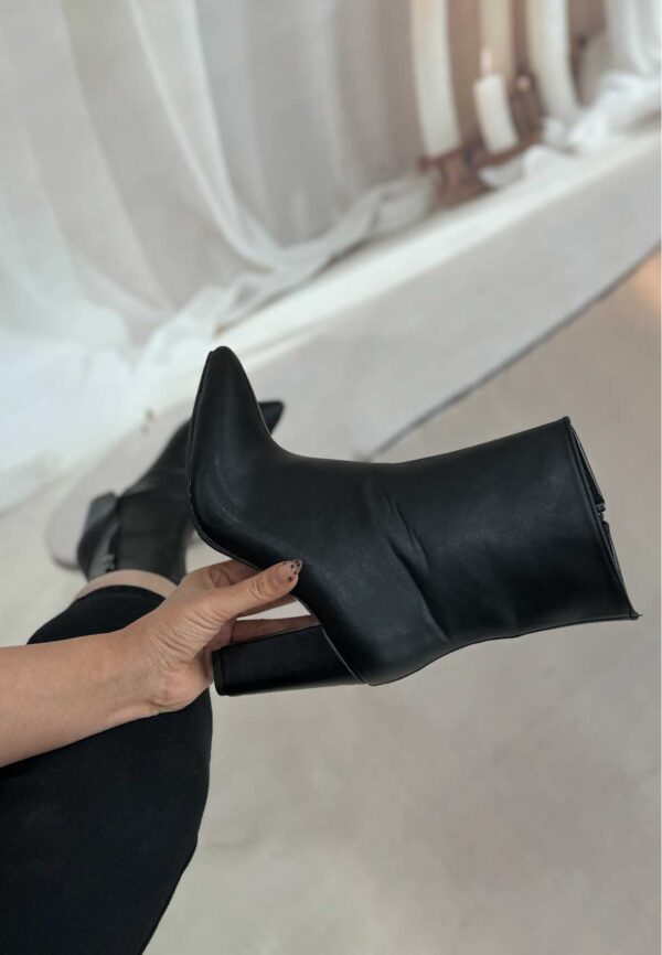 فروش کیف و کفش زنانه فروشگاه الیوت بوت نوک تیز