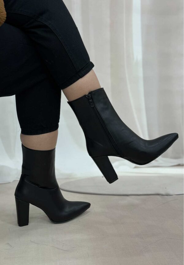 فروش کیف و کفش زنانه فروشگاه الیوت بوت نوک تیز